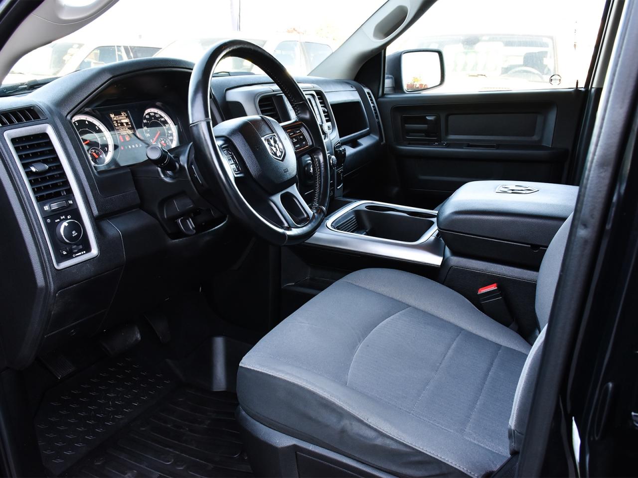 2021 RAM 1500 Classic Express Crew Cab 4x4 ~Heated Seats ~Bluetooth ~Cam Photo