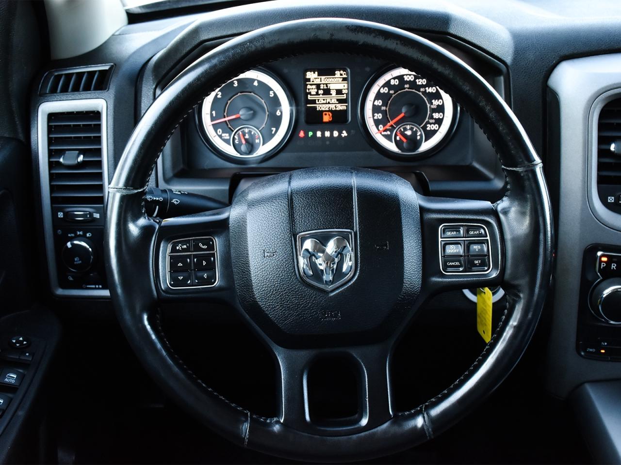 2021 RAM 1500 Classic Express Crew Cab 4x4 ~Heated Seats ~Bluetooth ~Cam Photo