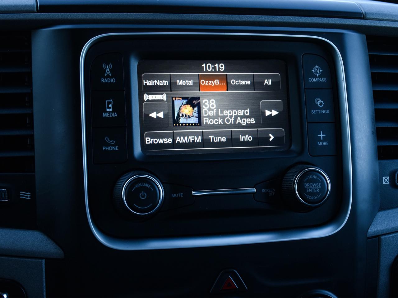 2021 RAM 1500 Classic Express Crew Cab 4x4 ~Heated Seats ~Bluetooth ~Cam Photo