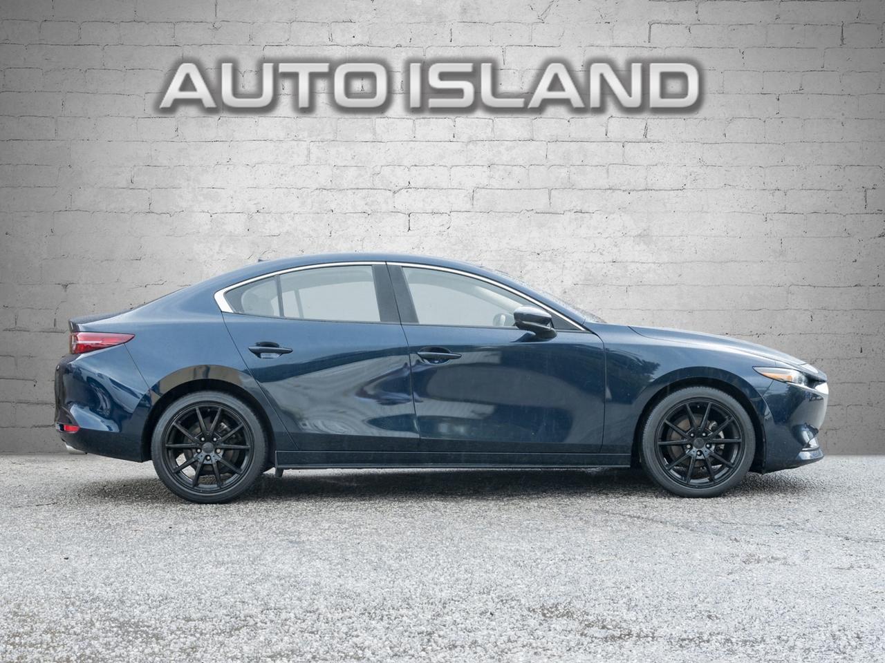 2019 Mazda MAZDA3 GT Premium -Dealer Serviced-Sunroof-Leather-NAVI Photo2