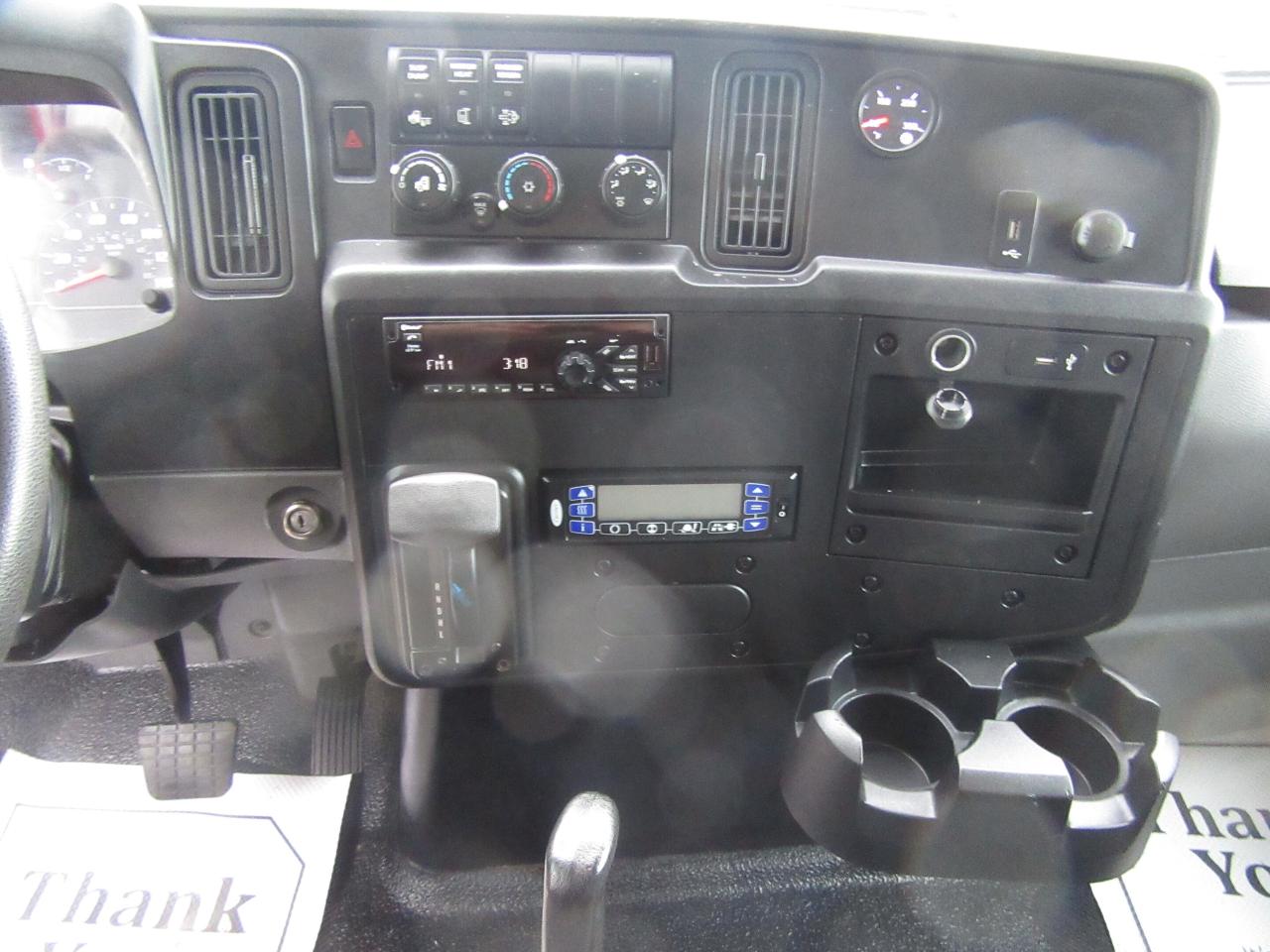 2020 International MV 24FT REEFER BOX CARRIER SUPRA SYSTEM Photo