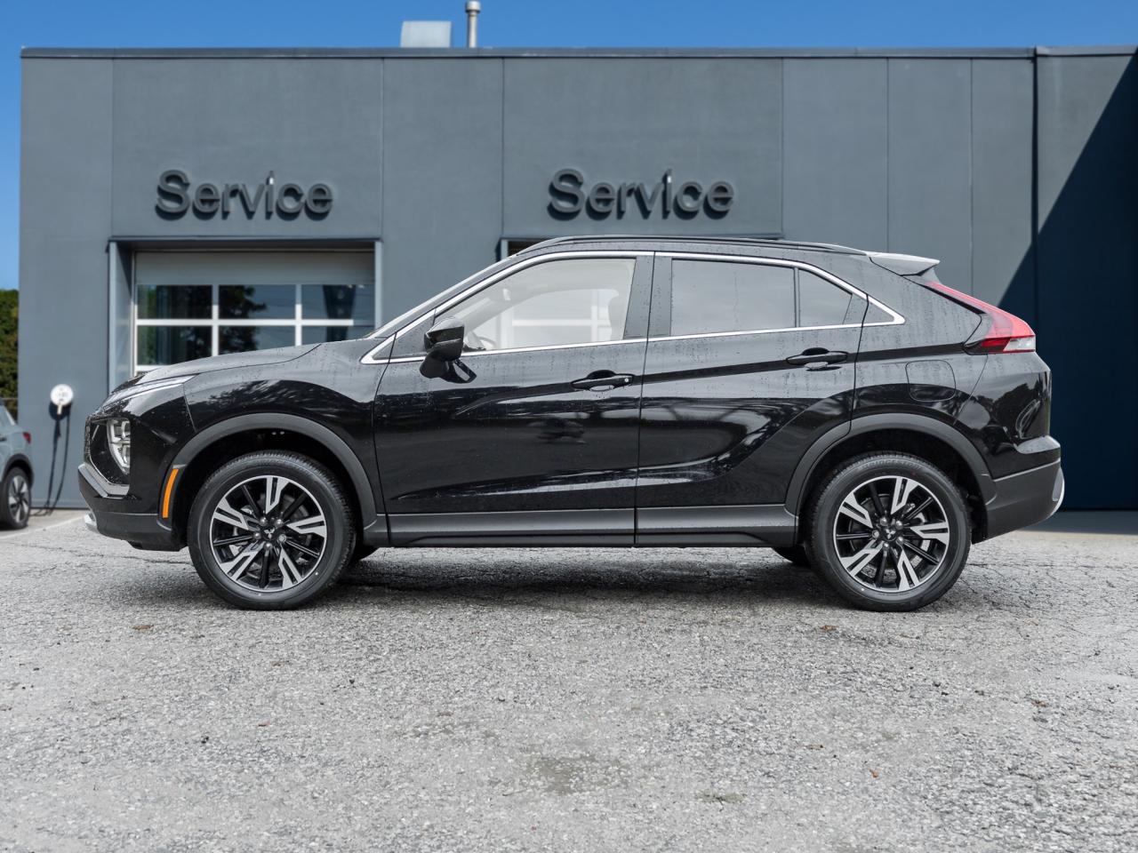 2024 Mitsubishi Eclipse Cross SEL S-AWC CPO FINANCE RATES FOR AS LOW AS 0.90% Photo2