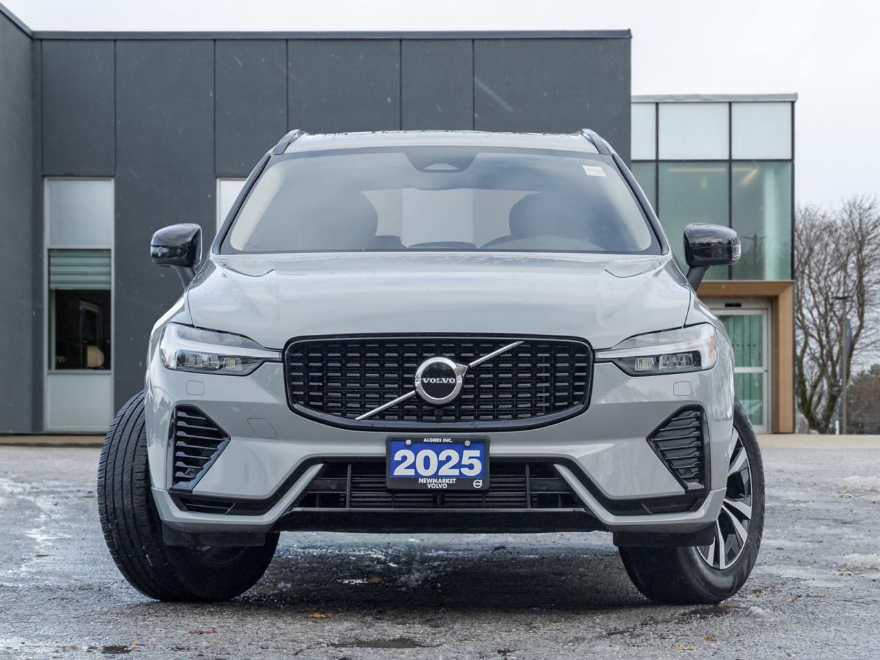 2025 Volvo XC60 Plug-In Hybrid T8 AWD Core Dark Theme  PLUG-IN HYBRID  VOLVO CPO Photo