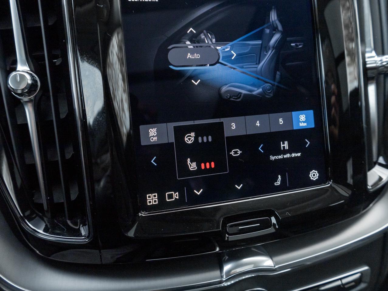 2025 Volvo XC60 Plug-In Hybrid T8 AWD Core Dark Theme  PLUG-IN HYBRID  VOLVO CPO Photo