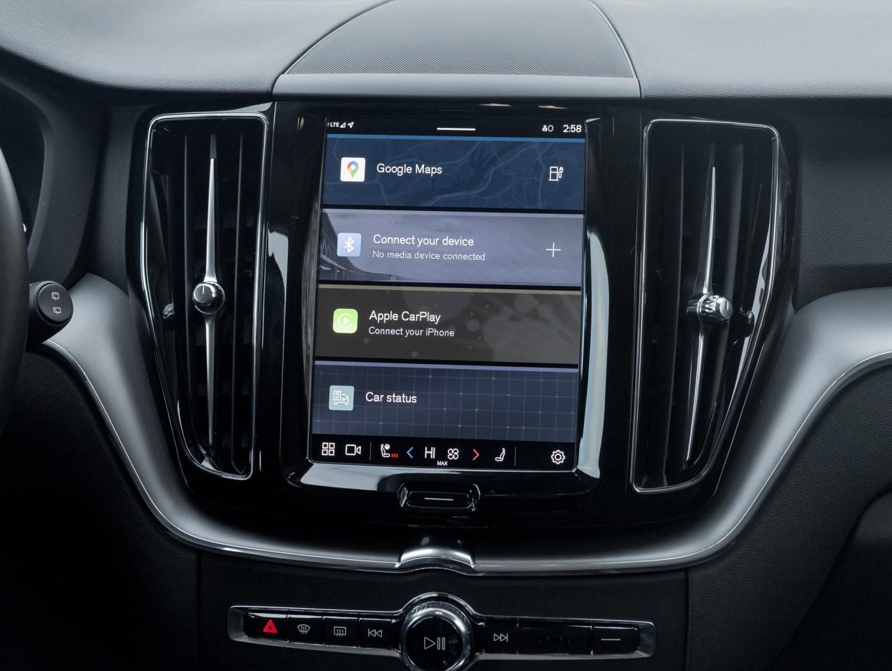 2025 Volvo XC60 Plug-In Hybrid T8 AWD Core Dark Theme  PLUG-IN HYBRID  VOLVO CPO Photo