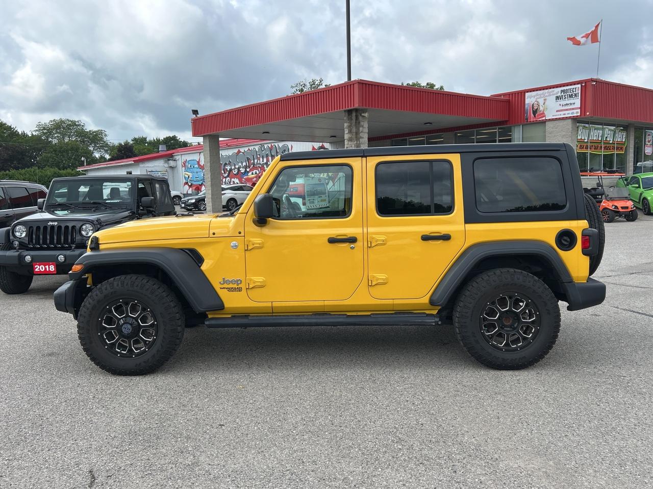 2021 Jeep Wrangler UNLIMITED SPORT, CLEAN CARFAX, DUAL TOPS, A/C! Photo