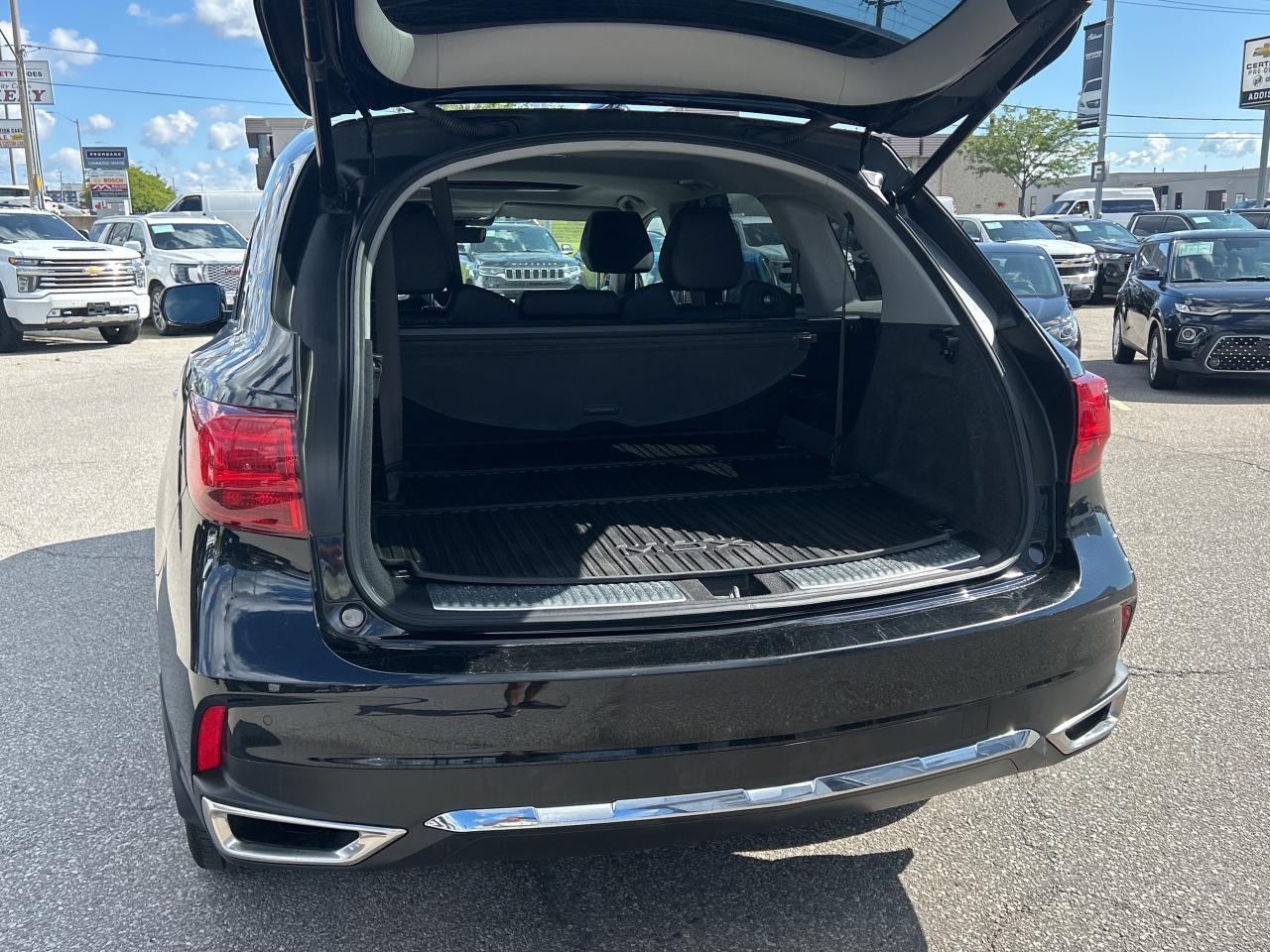 2020 Acura MDX Tech SH-AWD Photo