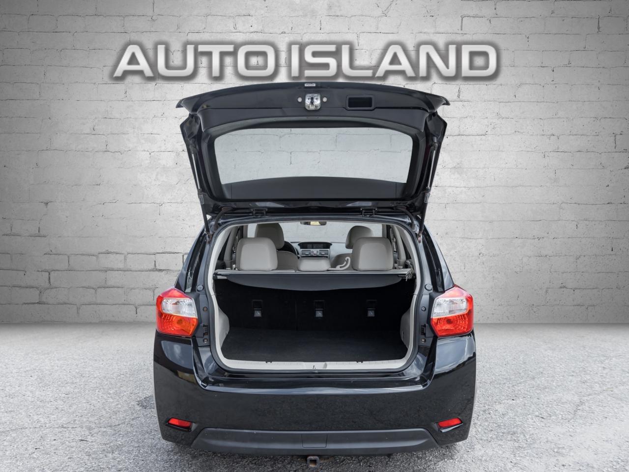 2012 Subaru Impreza HB CVT Photo