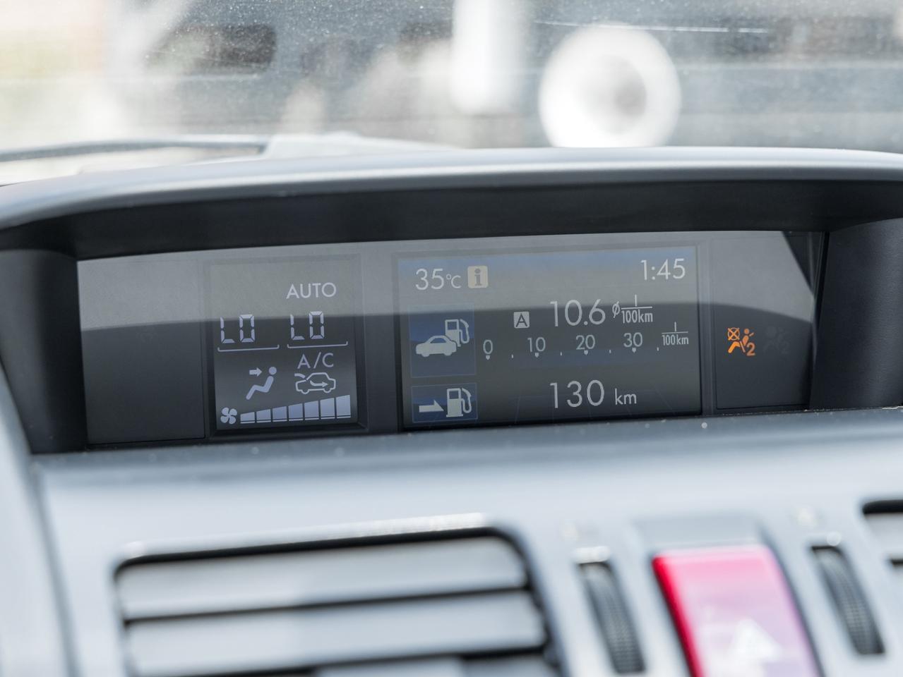 2012 Subaru Impreza HB CVT Photo