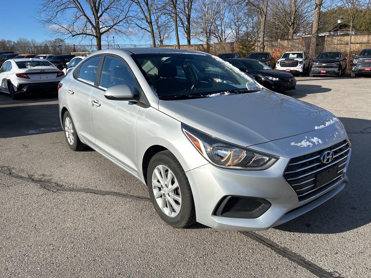 2018 Hyundai Accent GL, CLEAN CARFAX, WELL OILED, HEATED SEATS! Photo