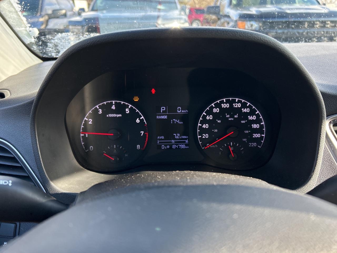 2018 Hyundai Accent GL, CLEAN CARFAX, WELL OILED, HEATED SEATS! Photo