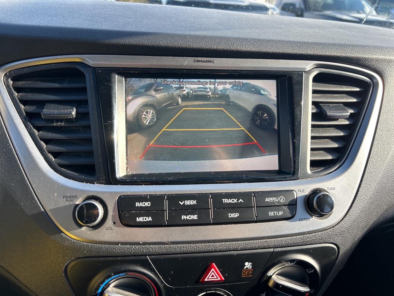 2018 Hyundai Accent GL, CLEAN CARFAX, WELL OILED, HEATED SEATS! Photo