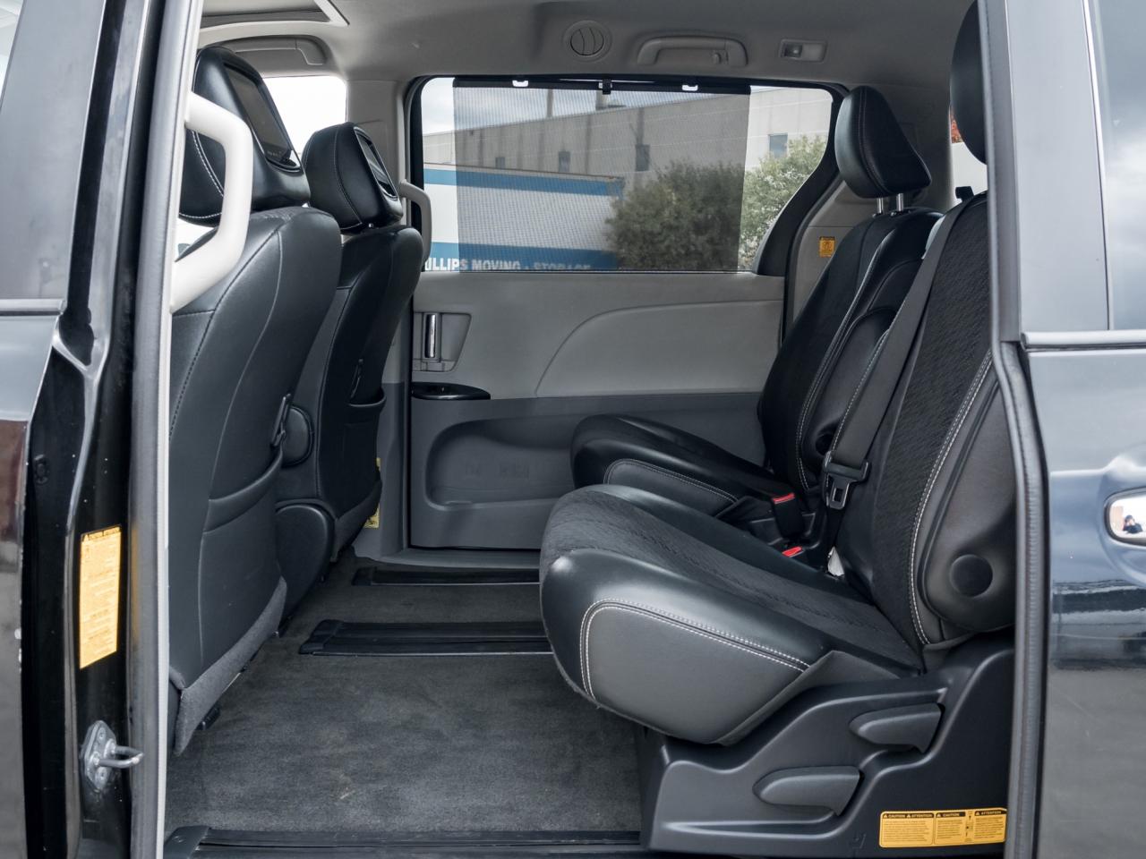 2013 Toyota Sienna V6 SE FWD -Sunroof-Rear Entertainment/Camera-Power Photo