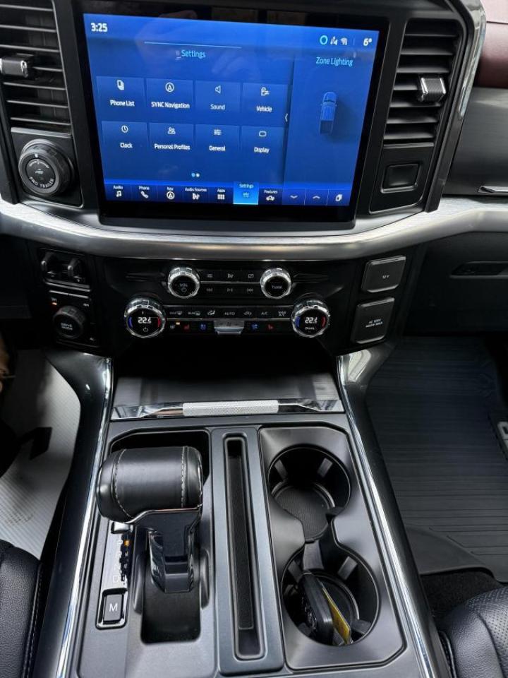 2021 Ford F-150 Lariat 4WD SuperCrew 5.5' Box Photo