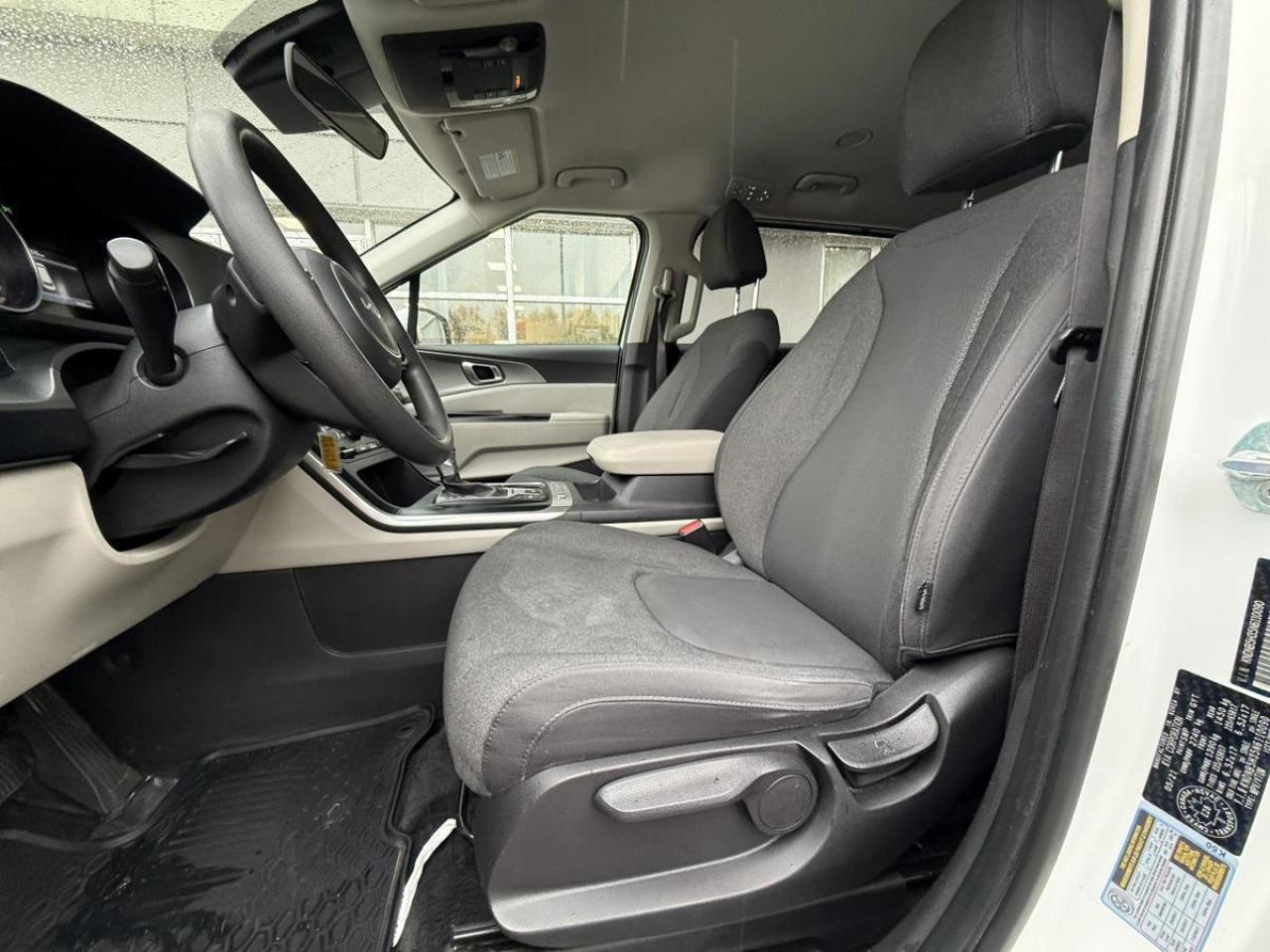 2022 Kia Carnival LX FWD Photo