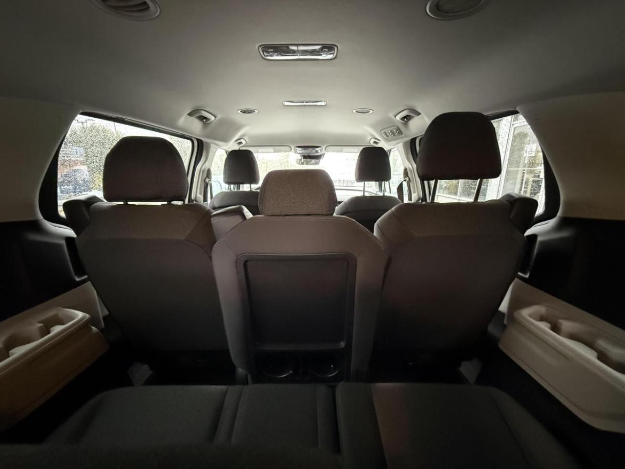 2022 Kia Carnival LX FWD Photo