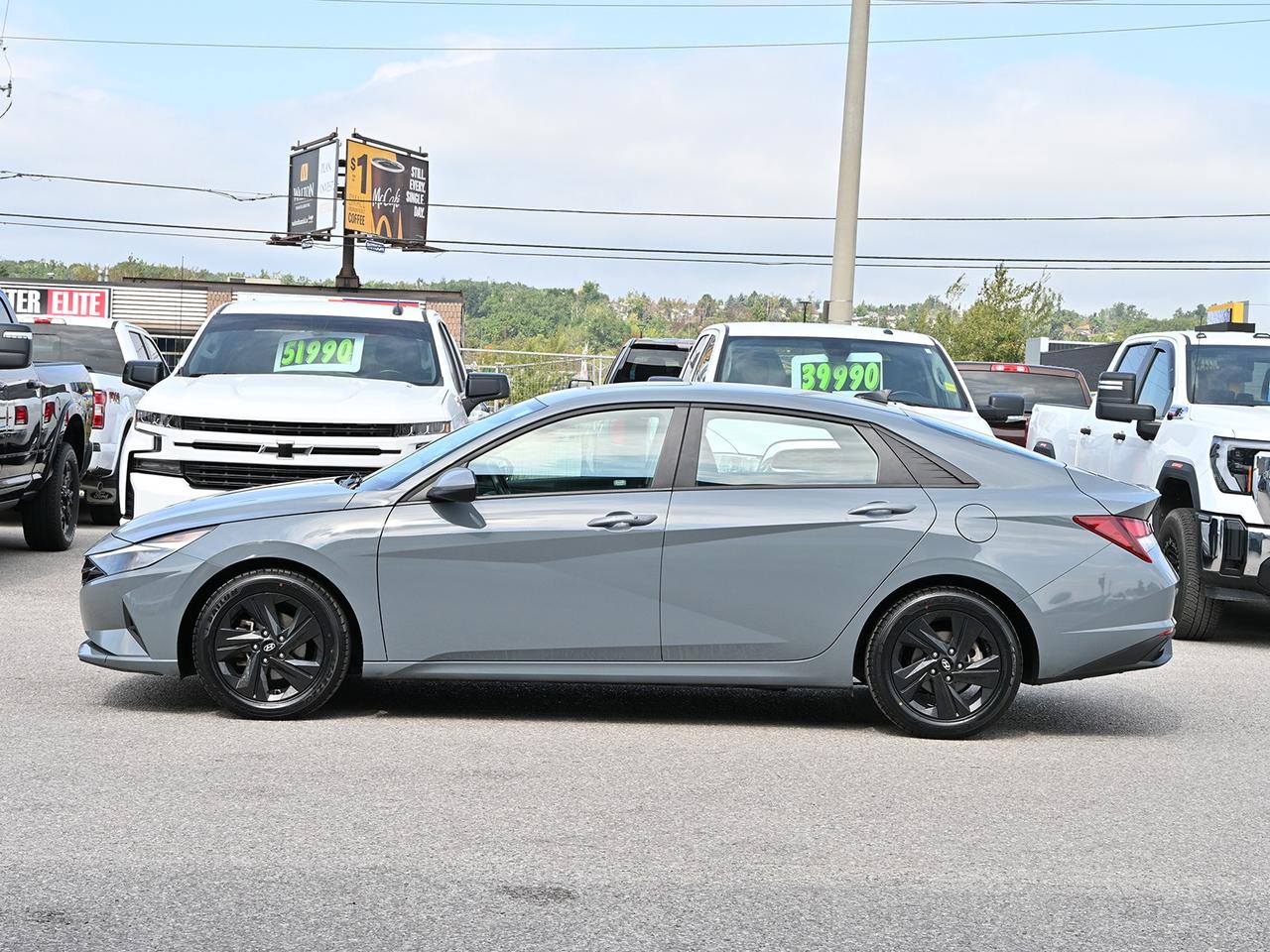 2022 Hyundai Elantra Preferred ~Heated Seats + Wheel ~Camera ~Moonroof Photo3