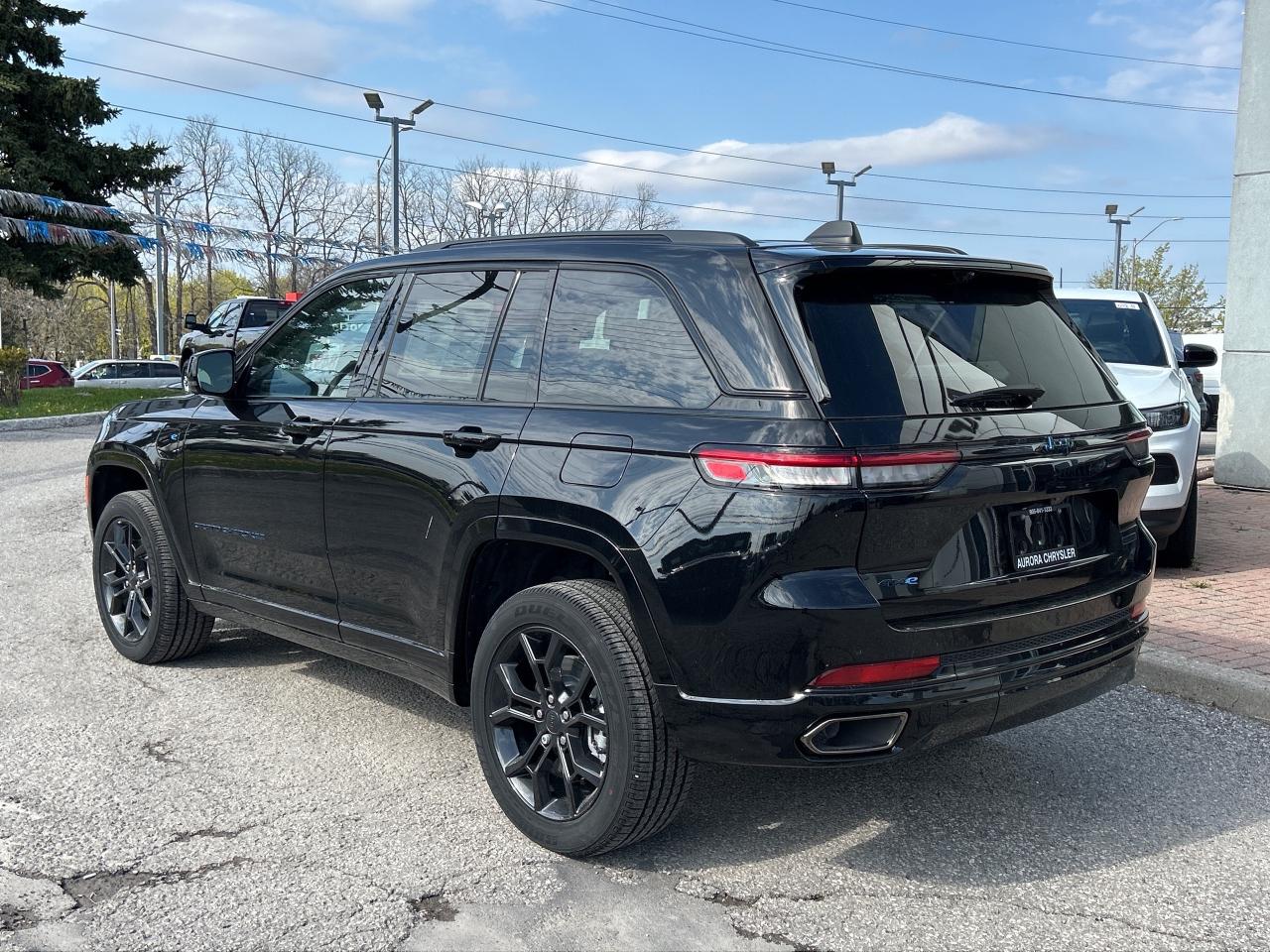 2023 Jeep Grand Cherokee 4xe - 30th Anniversary Photo