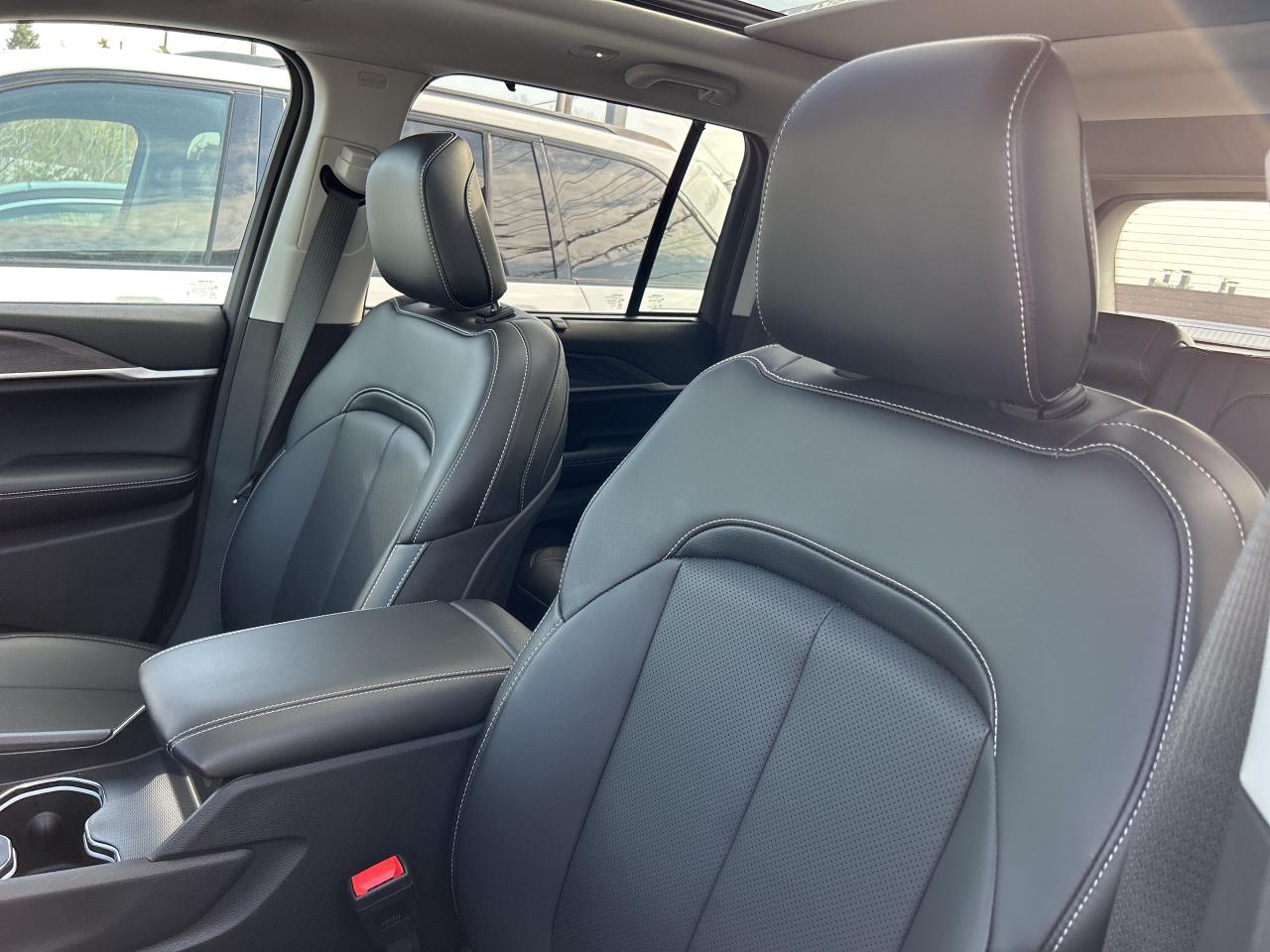 2023 Jeep Grand Cherokee 4xe 30th Anniversary 4x4**NAV**LTHR**PAN/ROOF**+++ Photo