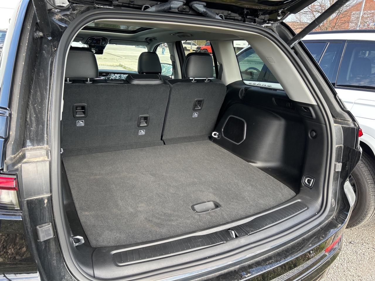 2023 Jeep Grand Cherokee 4xe - 30th Anniversary Photo