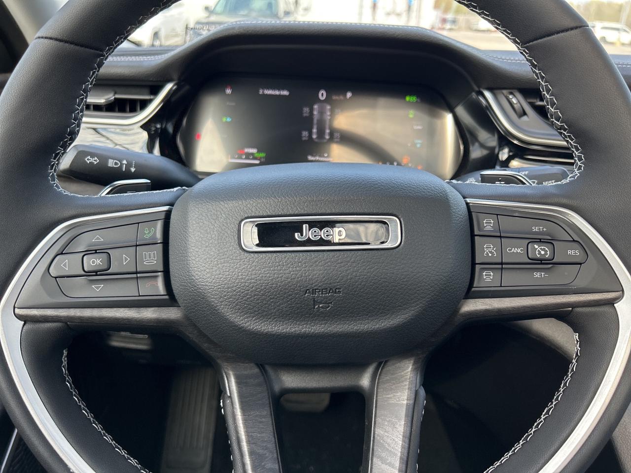 2023 Jeep Grand Cherokee 4xe 30th Anniversary 4x4**NAV**LTHR**PAN/ROOF**+++ Photo