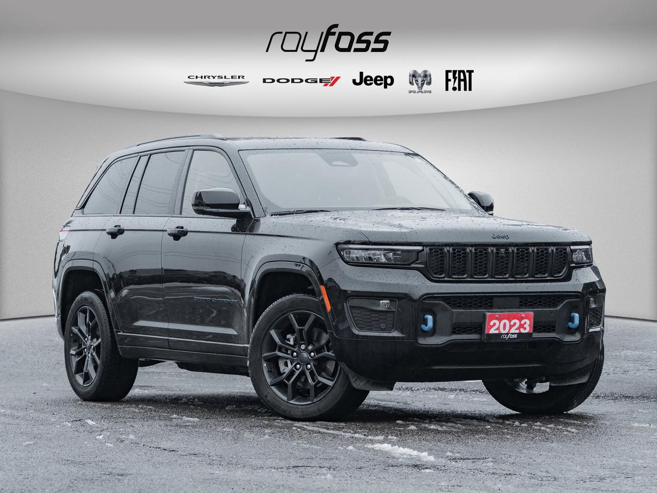 2023 Jeep Grand Cherokee 4xe 30th Anniversary Photo
