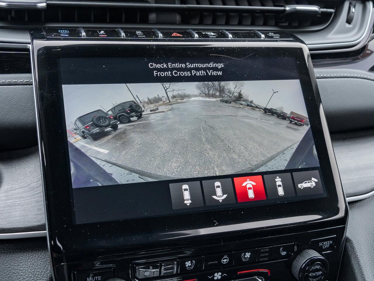 2023 Jeep Grand Cherokee 4xe 30th Anniversary Photo