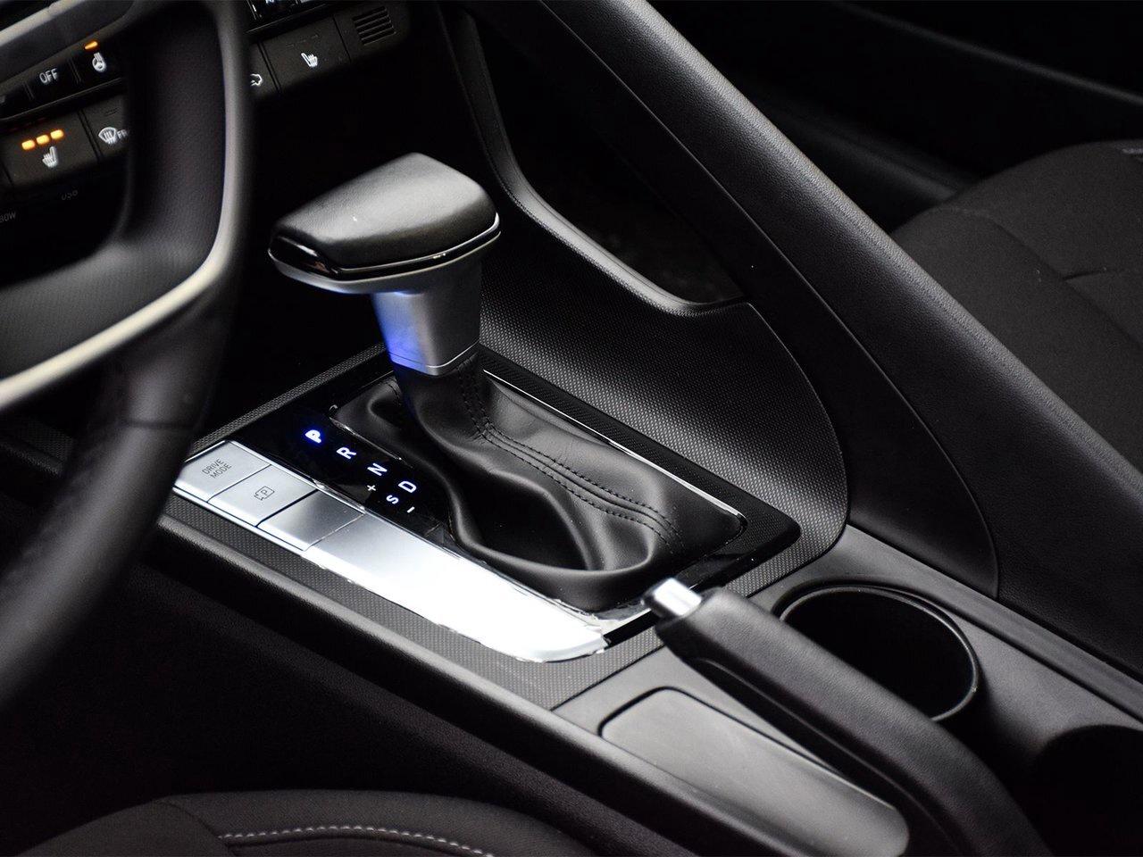 2025 Hyundai Elantra Preferred Finance Discount $1500 Applied Photo