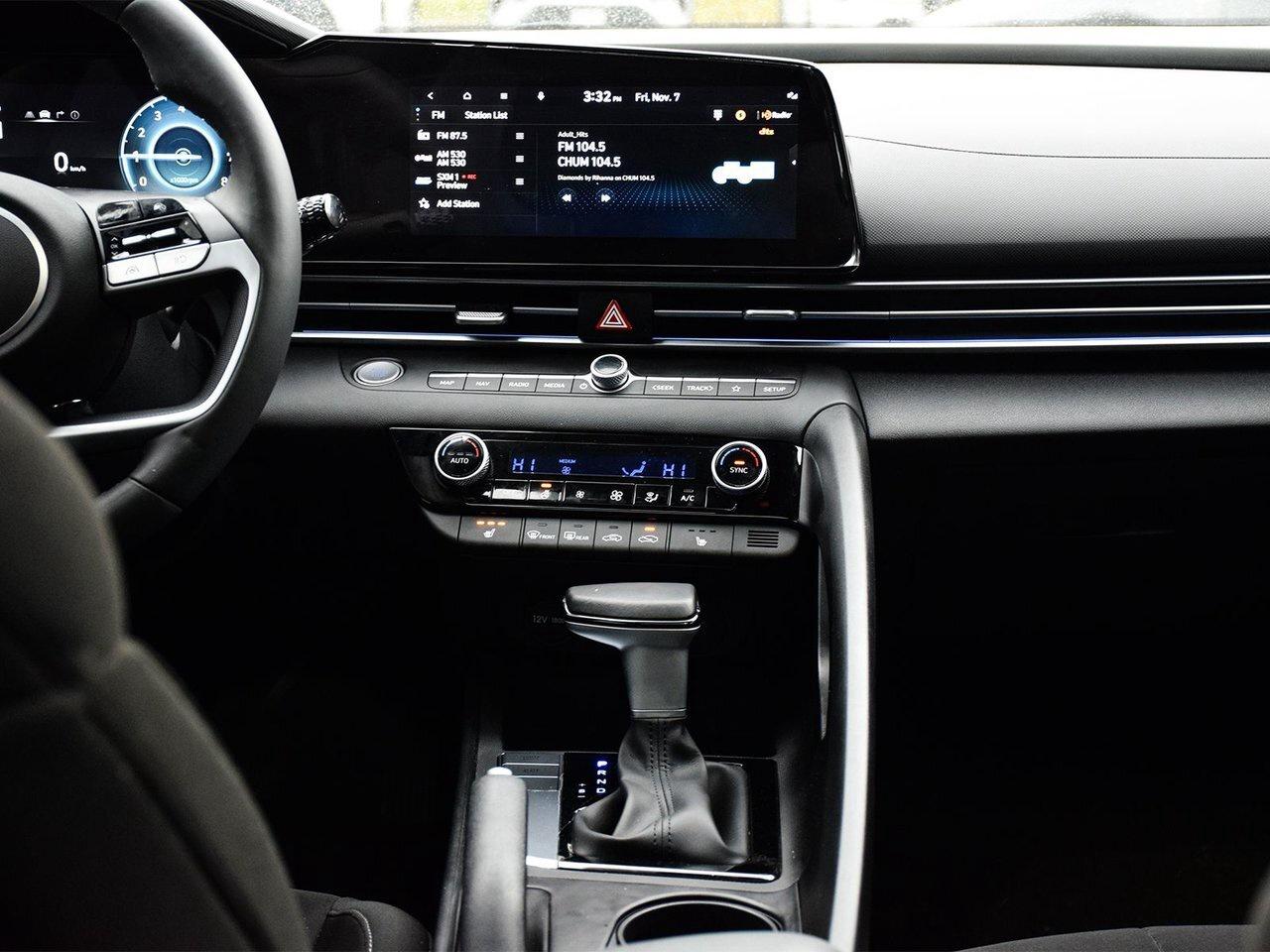 2025 Hyundai Elantra Preferred Finance Discount $1500 Applied Photo