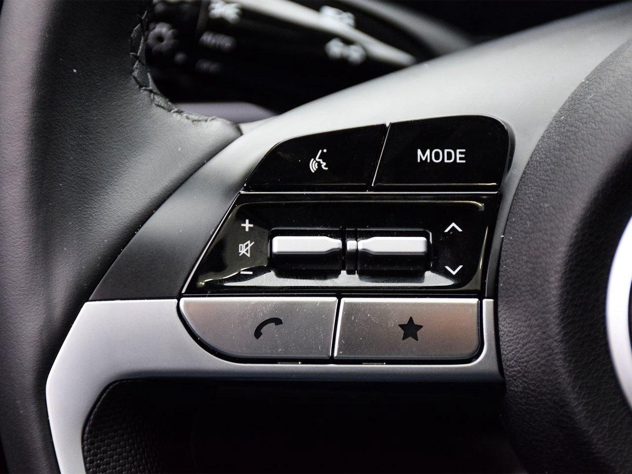 2025 Hyundai Elantra Preferred Finance Discount $1500 Applied Photo