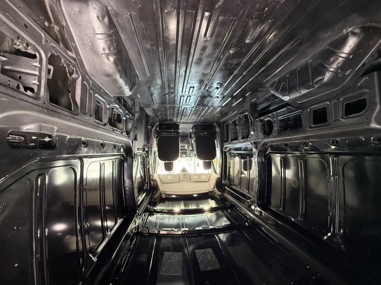 2022 Ford Transit Cargo Van T250 148 LongWheel High Roof Certified Photo4