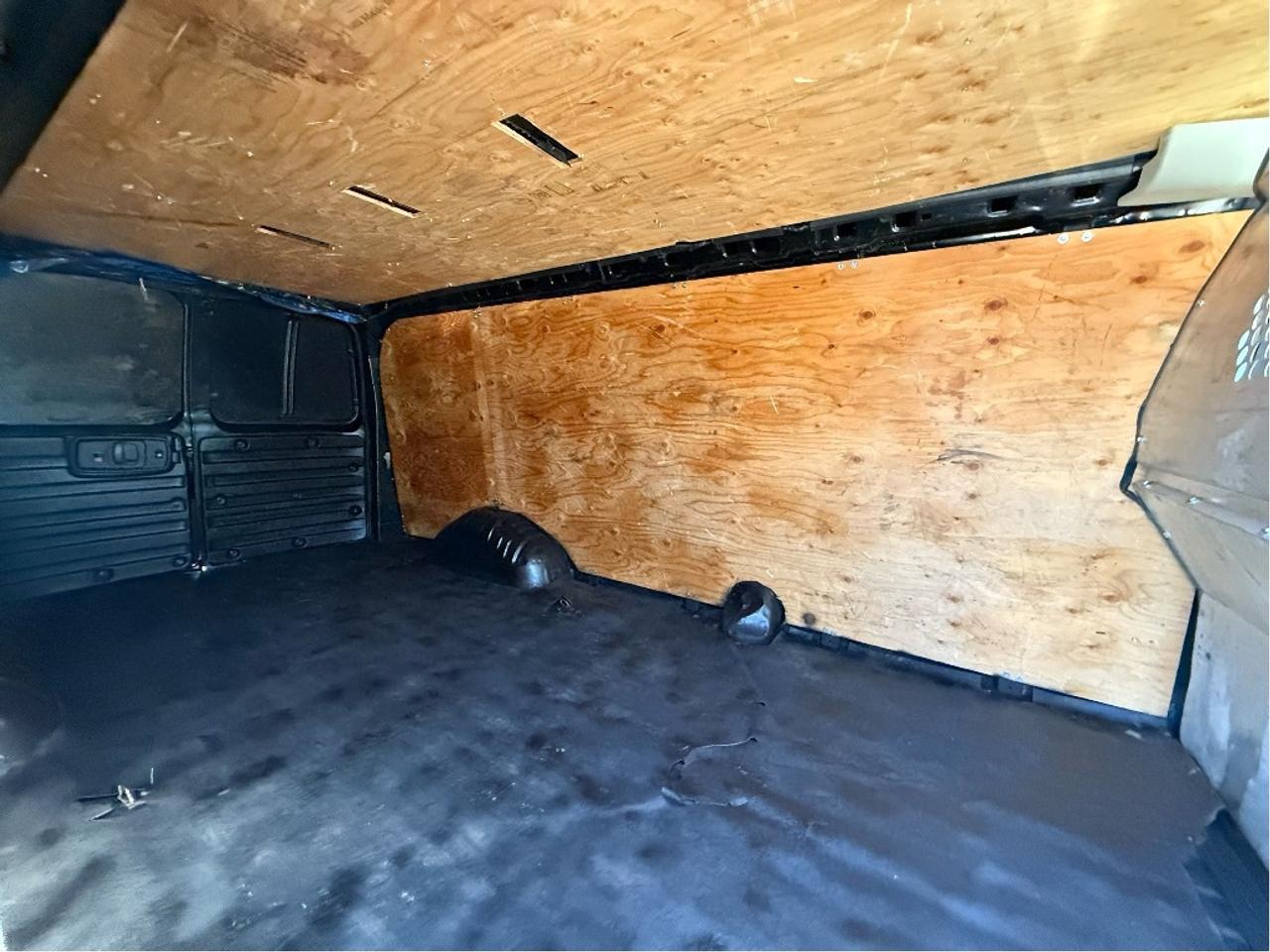 2022 Chevrolet Express 155 Long Wheel Base Certified Warranty LowKMs Photo