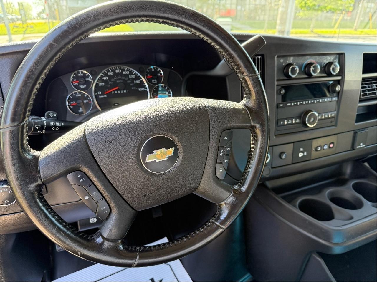 2022 Chevrolet Express 155 Long Wheel Base Certified Warranty LowKMs Photo