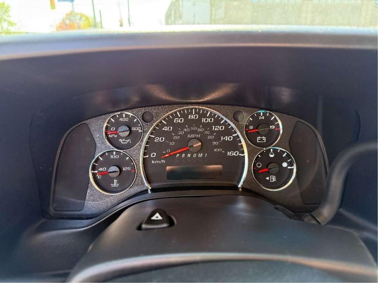 2022 Chevrolet Express 155 Long Wheel Base Certified Warranty LowKMs Photo