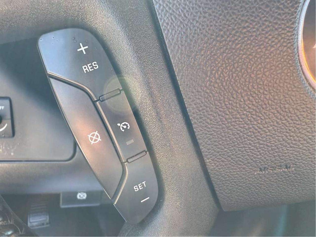 2022 Chevrolet Express 155 Long Wheel Base Certified Warranty LowKMs Photo