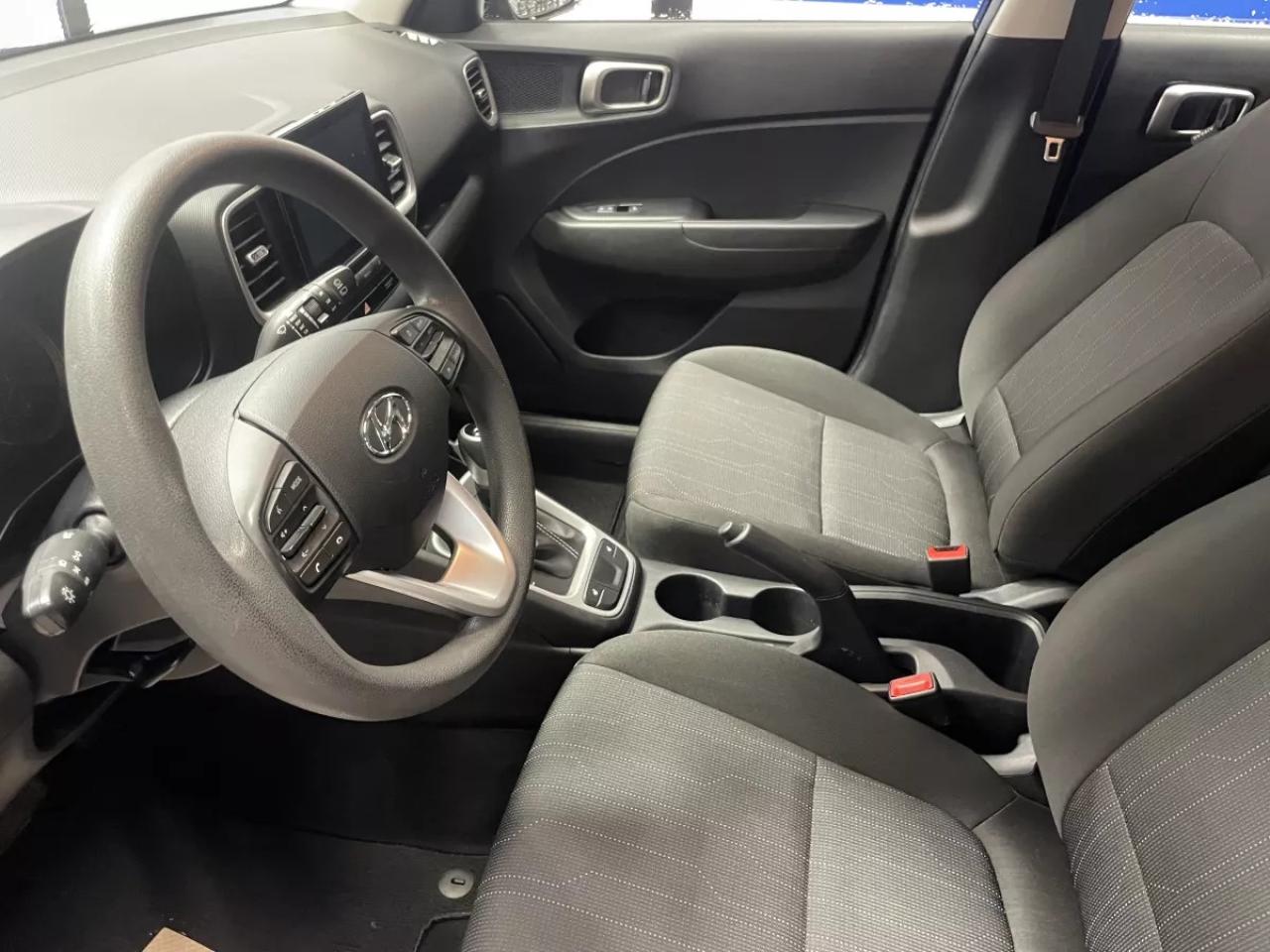 2021 Hyundai Venue Essential Photo