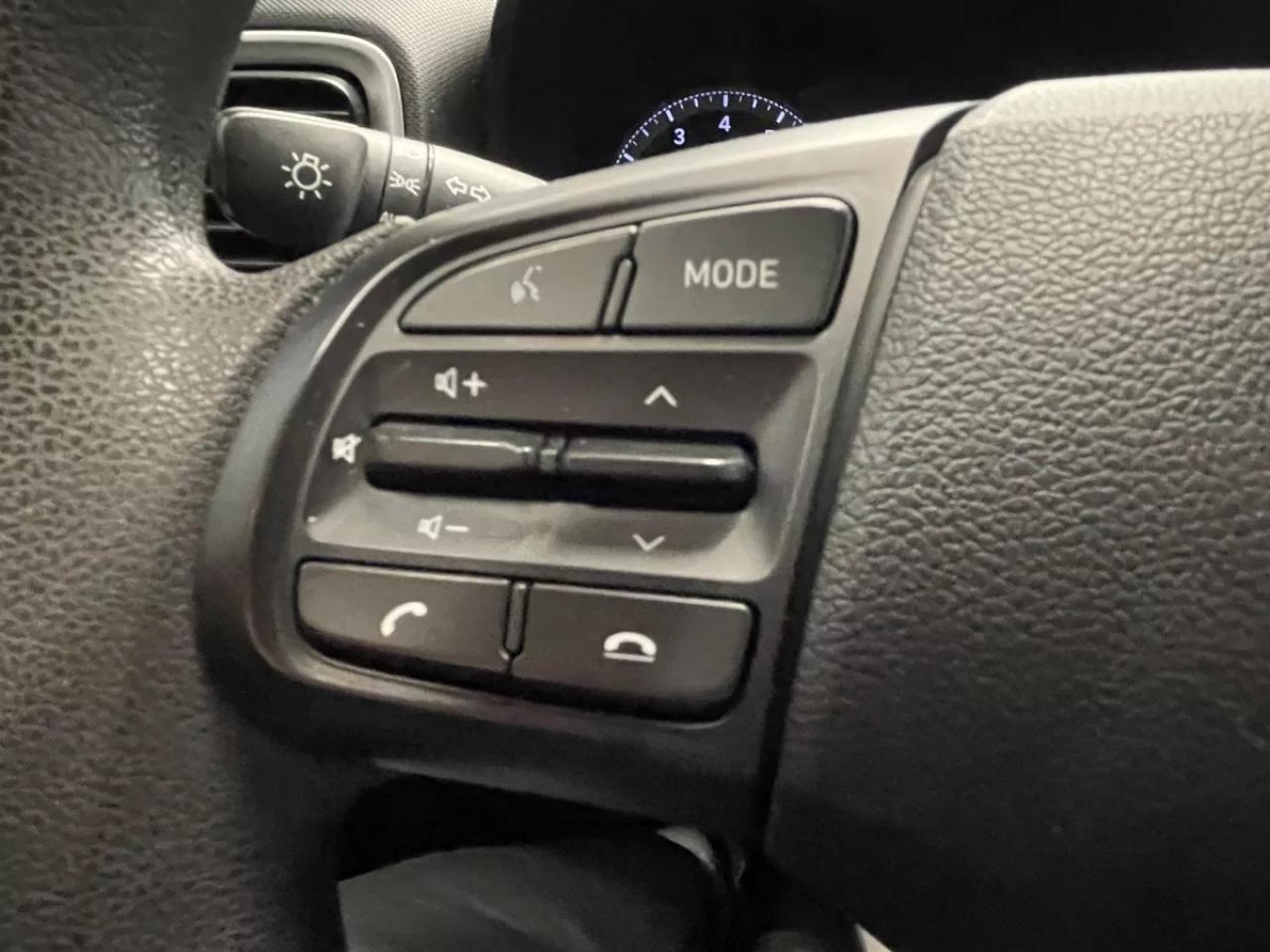 2021 Hyundai Venue Essential Photo