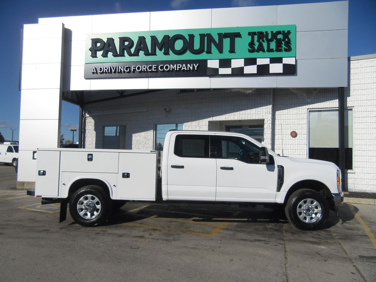 2024 Ford F-250 CREW CAB 4X4 XLT NEW SERVICE UTILITY BODY Photo