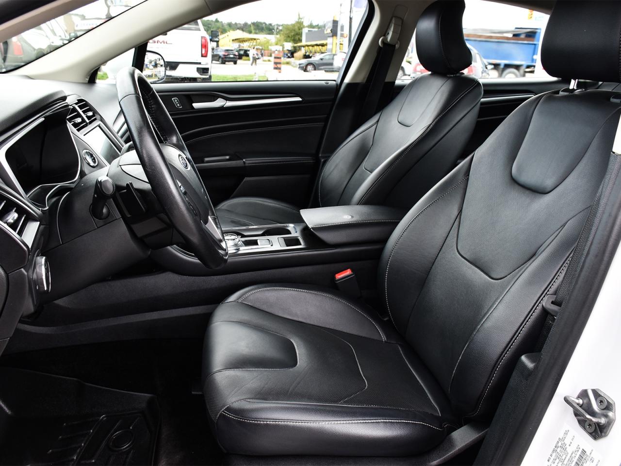 2018 Ford Fusion Titanium AWD ~Leather ~Heated/Cooled Seats ~Camera Photo