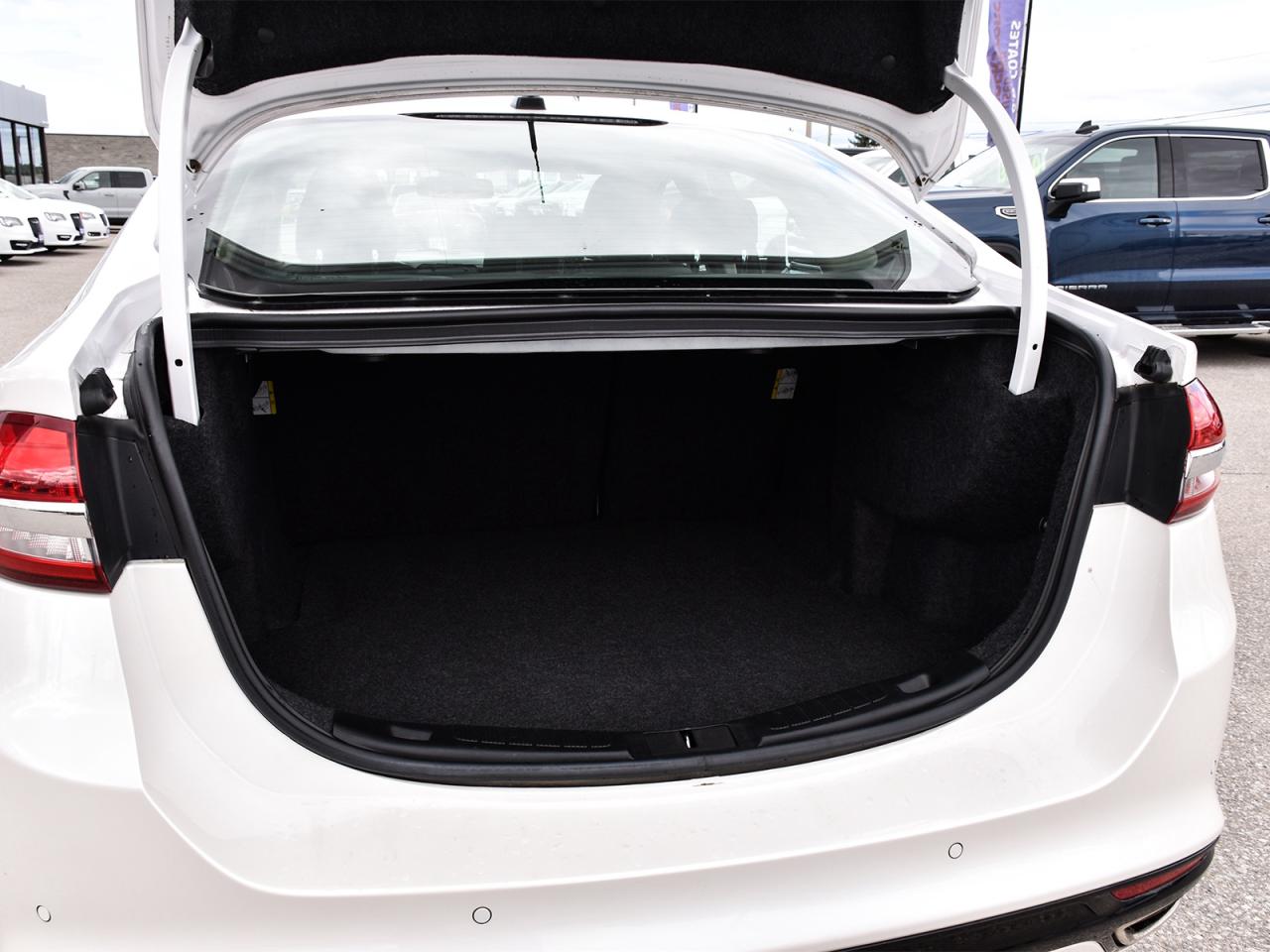 2018 Ford Fusion Titanium AWD ~Leather ~Heated/Cooled Seats ~Camera Photo