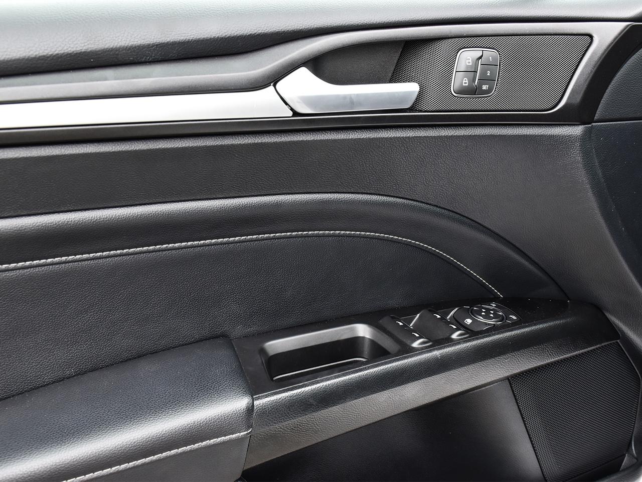 2018 Ford Fusion Titanium AWD ~Leather ~Heated/Cooled Seats ~Camera Photo