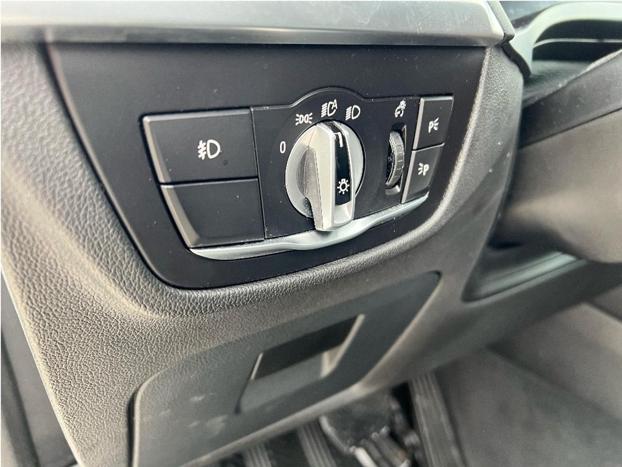 2021 BMW X3 xDrive30i Nav B.Cam Sunroof AWD Driver Assist Pack Photo