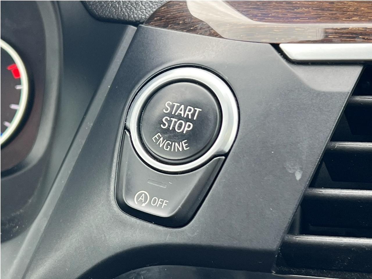 2021 BMW X3 xDrive30i Nav B.Cam Sunroof AWD Driver Assist Pack Photo