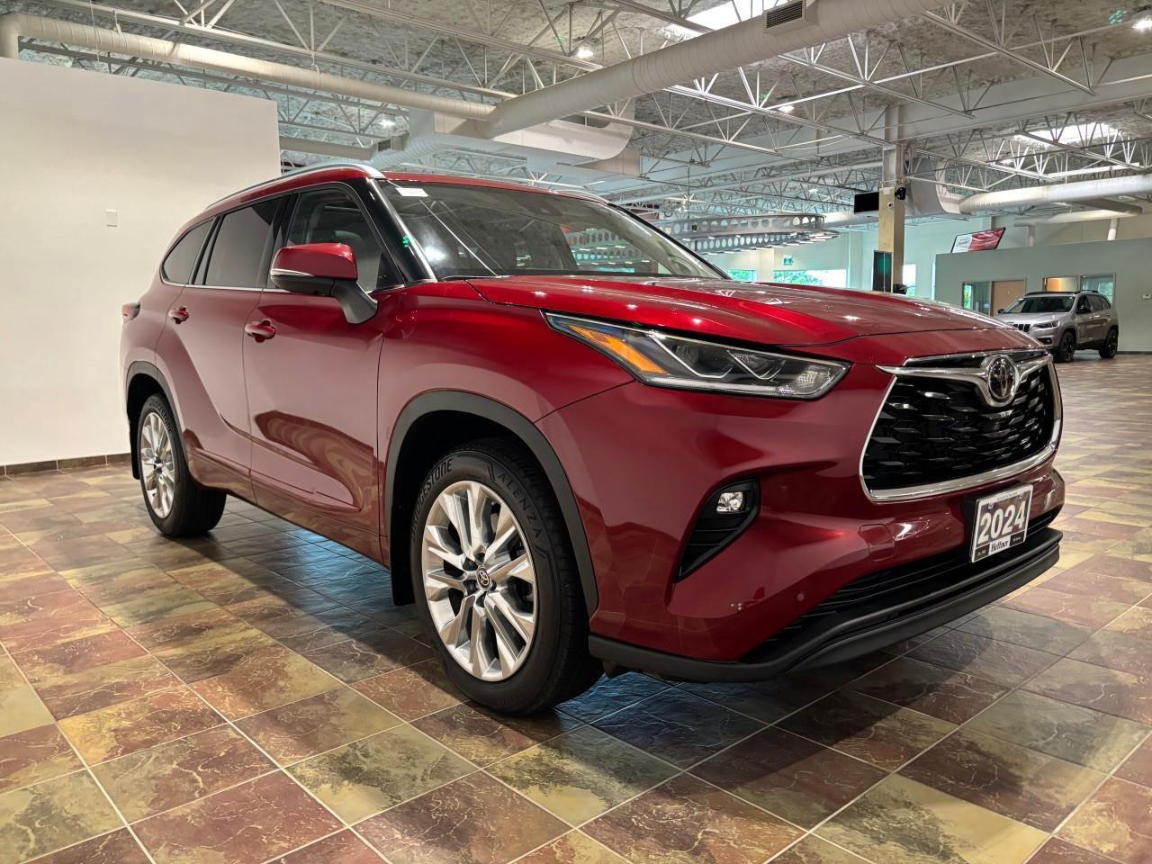 2024 Toyota Highlander LIMITED  Photo