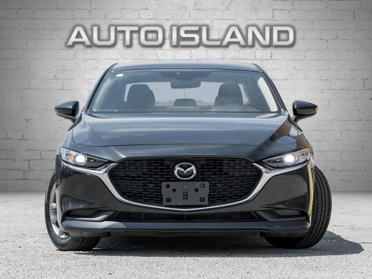 2020 Mazda MAZDA3 One Owner-Dealer Serviced-Heated Seats-Carplay Photo