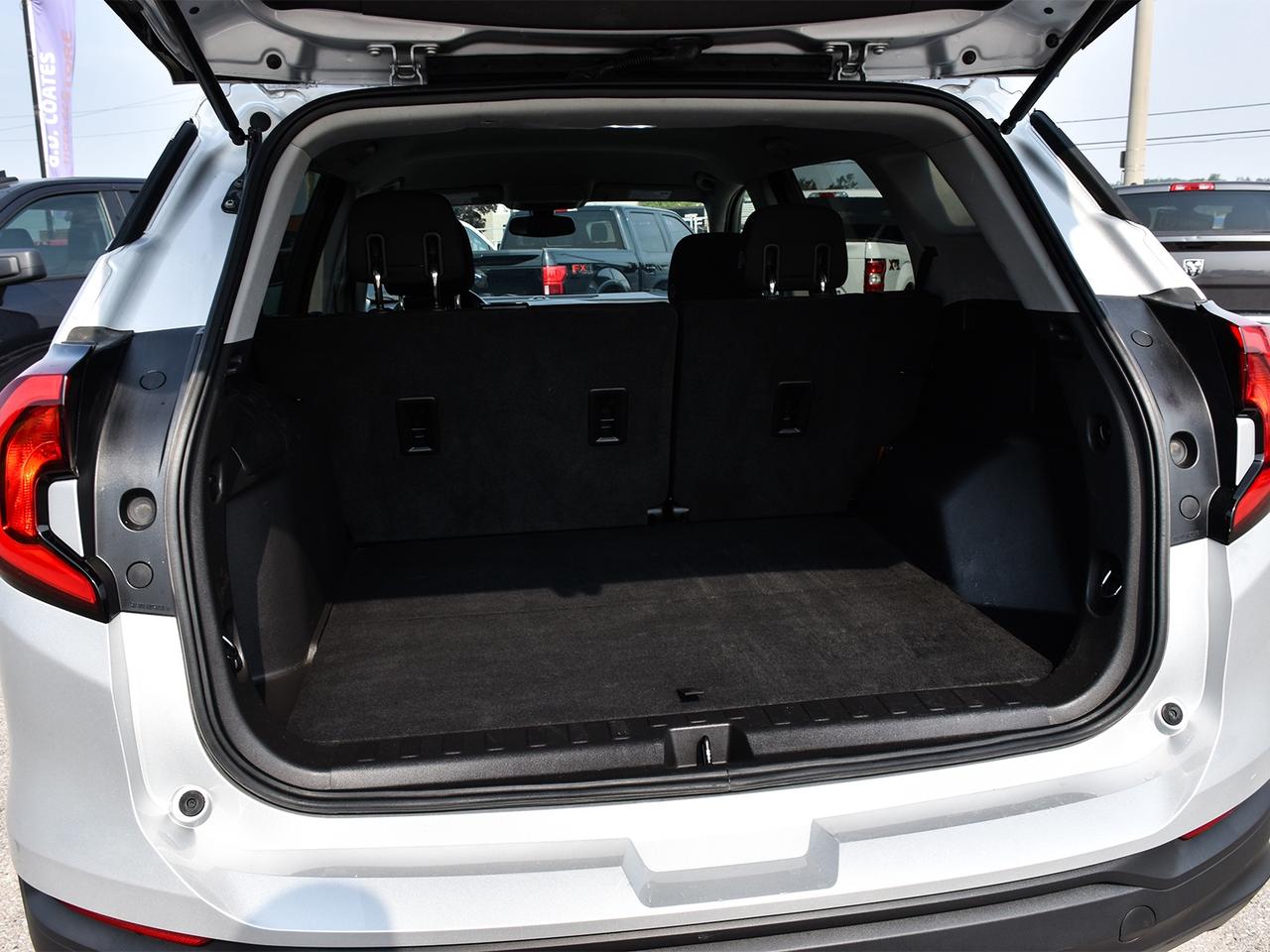 2019 GMC Terrain SLE AWD ~Heated Seats ~Bluetooth ~Camera ~Alloys Photo