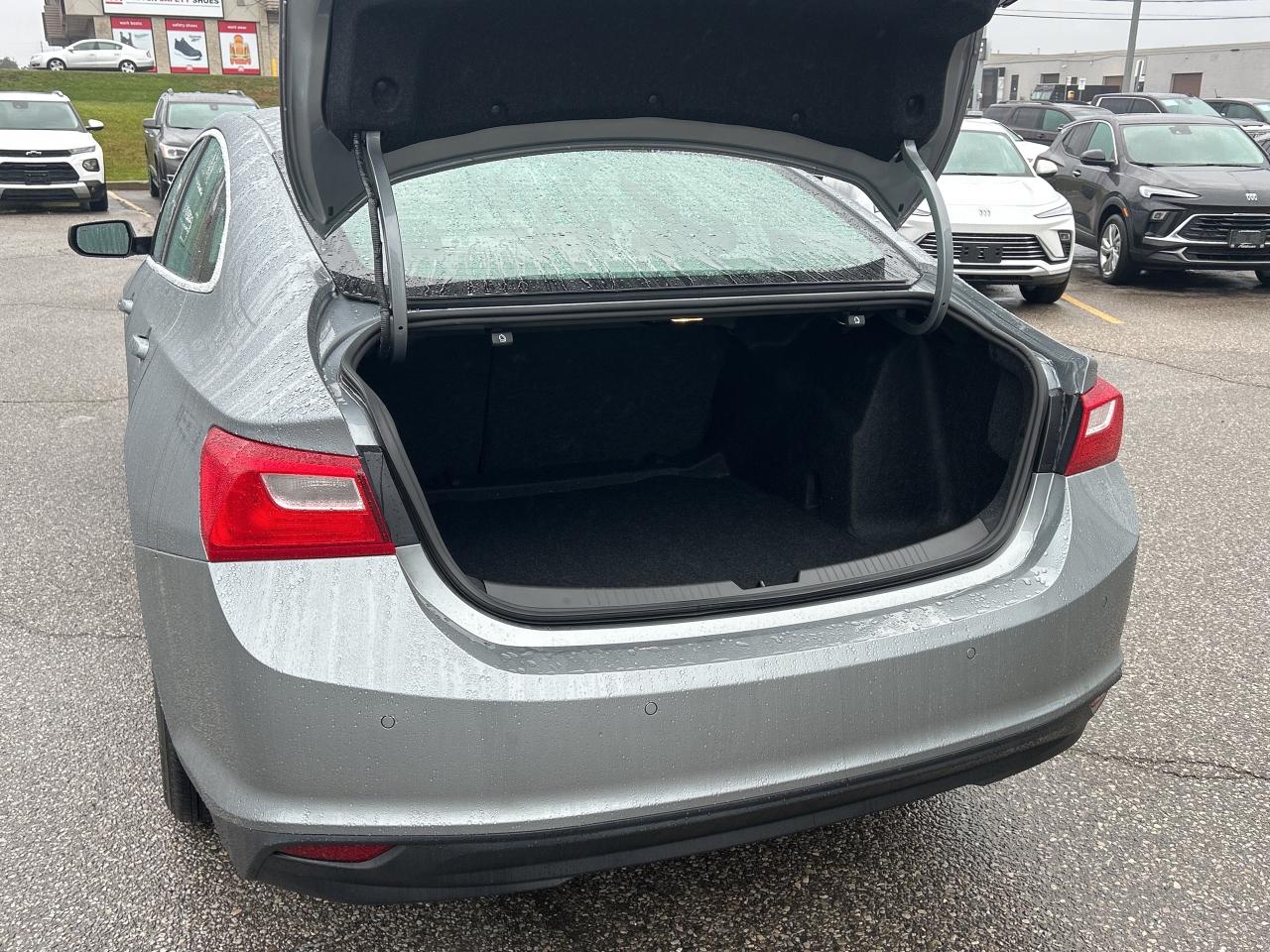 2024 Chevrolet Malibu 4dr Sdn LS Photo