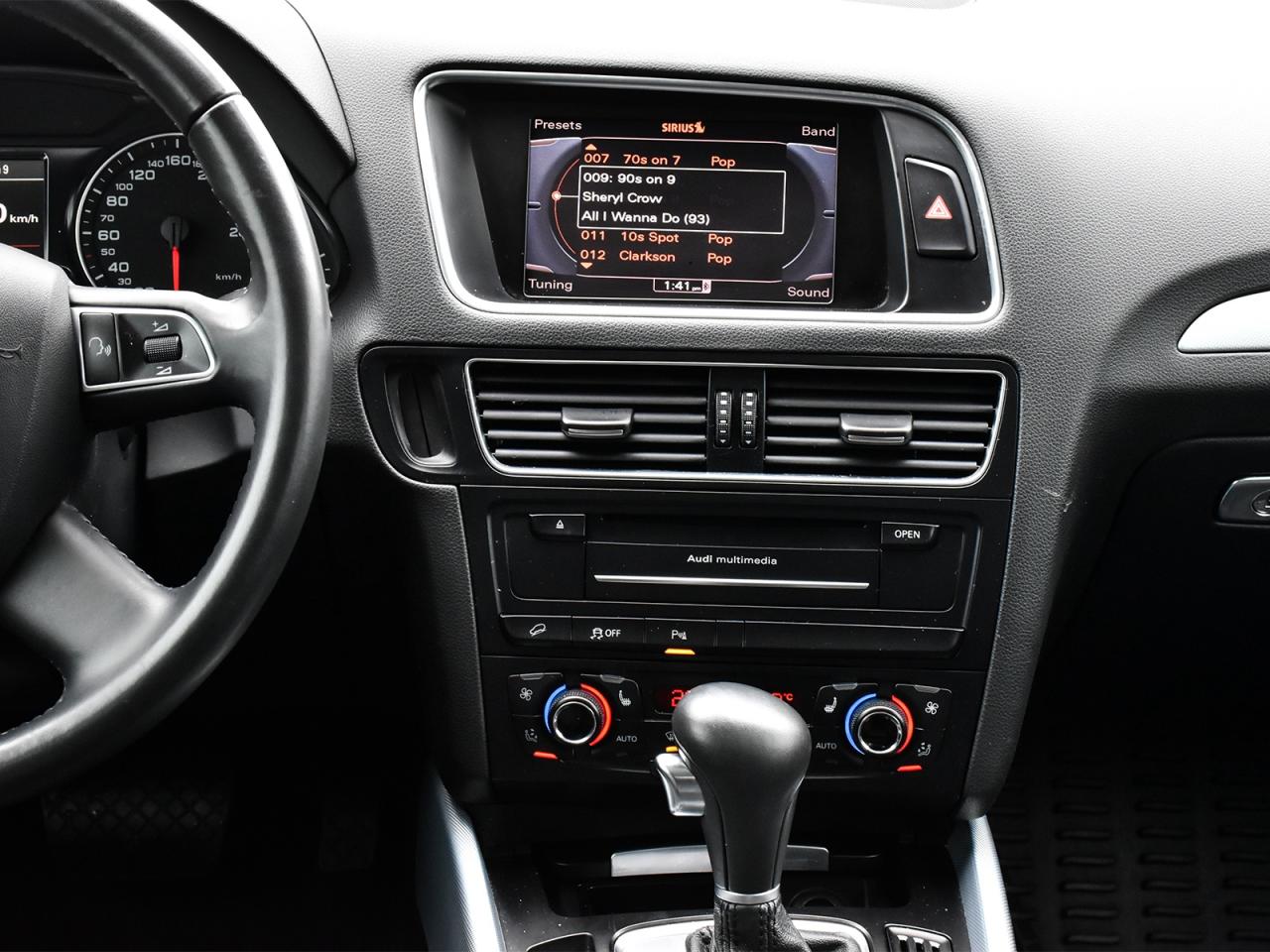 2012 Audi Q5 Quattro Premium Plus ~Nav ~Leather ~Moonroof ~Cam Photo