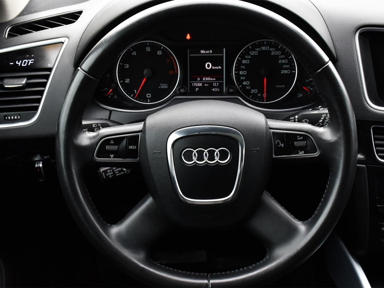 2012 Audi Q5 Quattro Premium Plus ~Nav ~Leather ~Moonroof ~Cam Photo