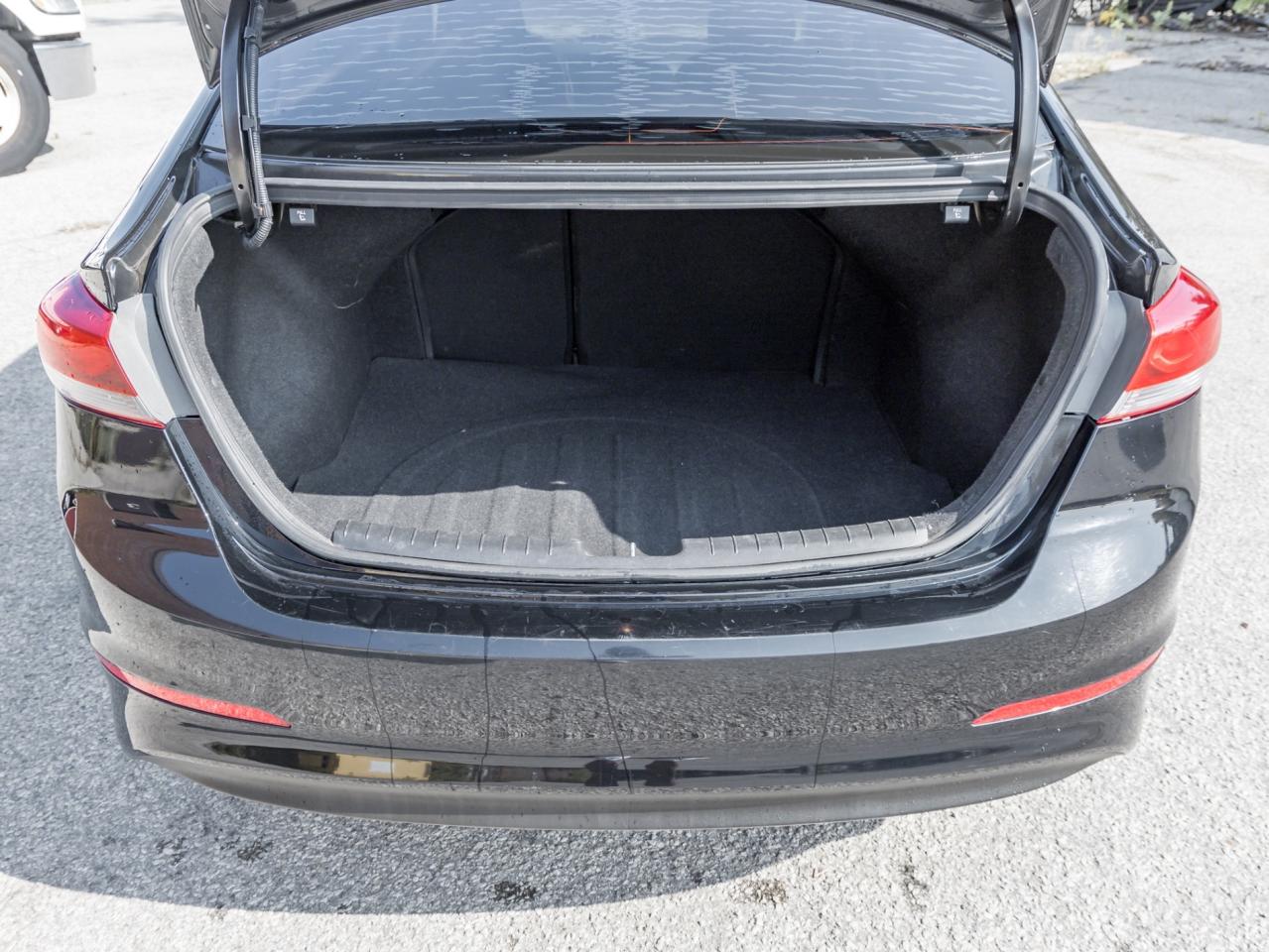 2018 Hyundai Elantra GL -CarPlay-Heated Steer/Seats-BlindSpot-16in Allo Photo